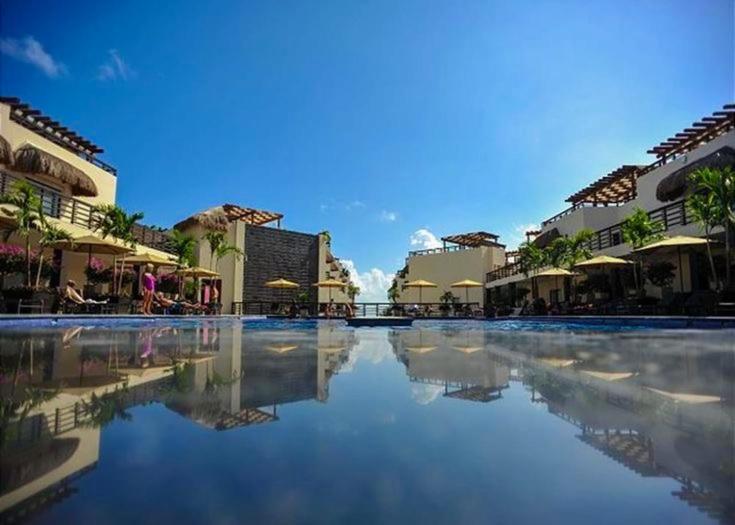 Departamento En Aldea Thai Con Terraza, Vista Al Mar Y Alberca Privada, Para 8 Personas Apartman Playa del Carmen Kültér fotó