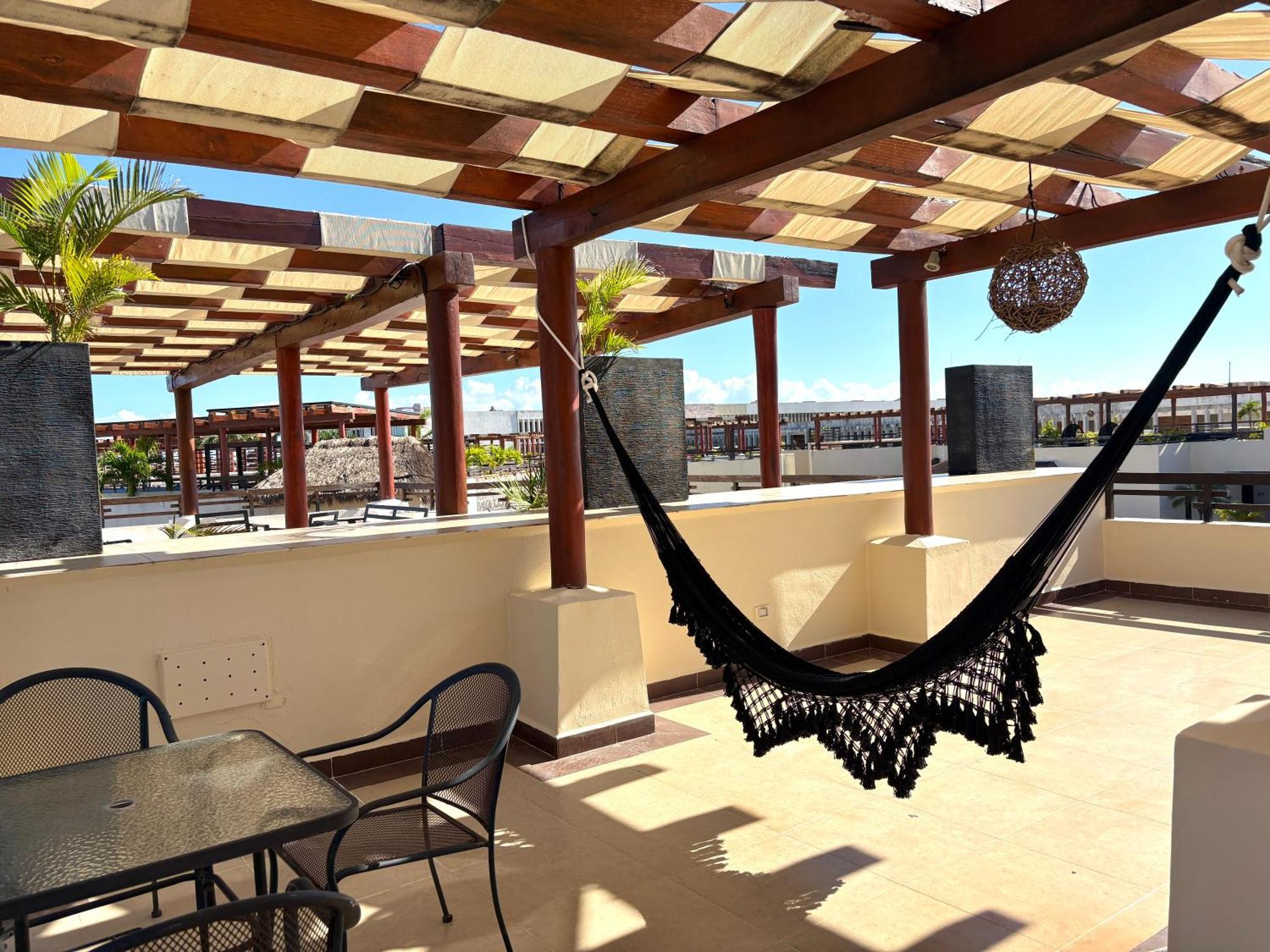 Departamento En Aldea Thai Con Terraza, Vista Al Mar Y Alberca Privada, Para 8 Personas Apartman Playa del Carmen Kültér fotó